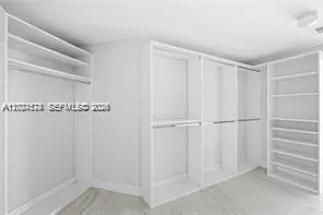 17111 Biscayne Blvd #1210 North Miami Beach, FL 33160