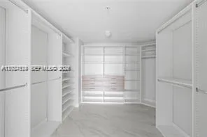 17111 Biscayne Blvd #1210 North Miami Beach, FL 33160
