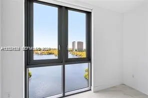 17111 Biscayne Blvd #1210 North Miami Beach, FL 33160