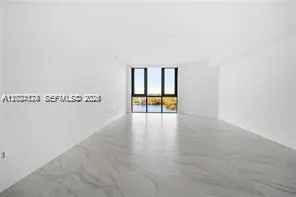 17111 Biscayne Blvd #1210 North Miami Beach, FL 33160
