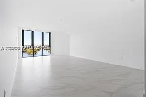 17111 Biscayne Blvd #1210 North Miami Beach, FL 33160
