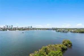 17111 Biscayne Blvd #1210 North Miami Beach, FL 33160