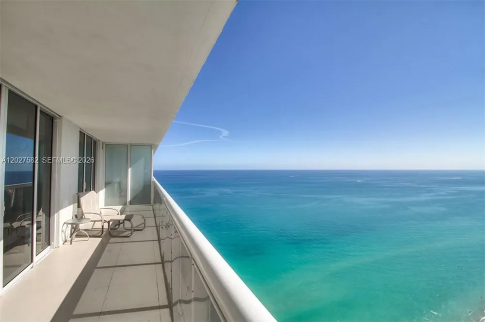 1830 S Ocean Dr #4404