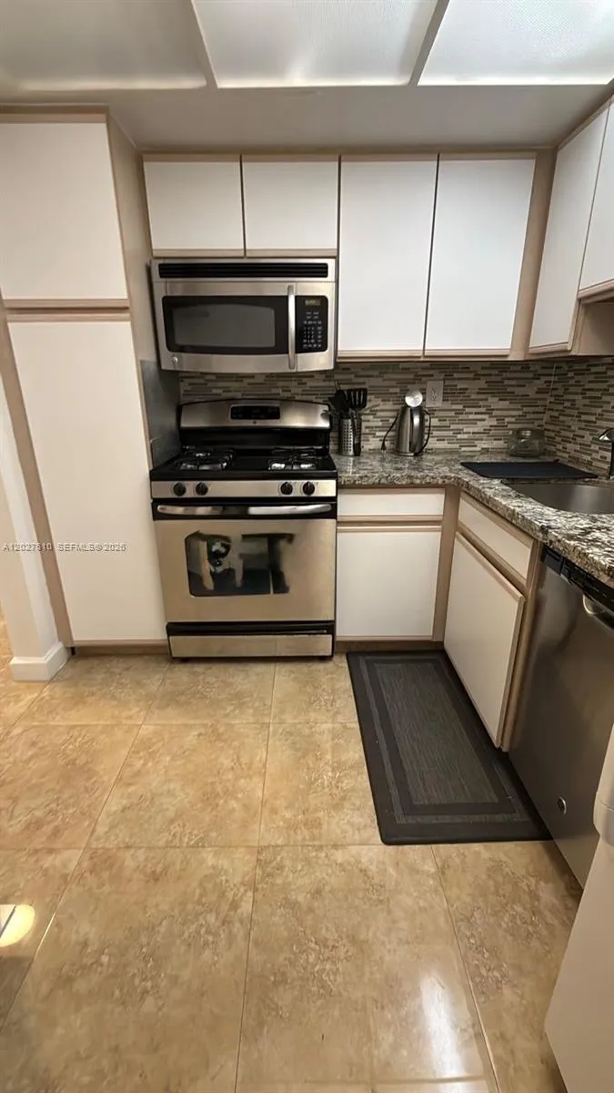 2030 S Ocean Dr #1111 Hallandale Beach, FL 33009