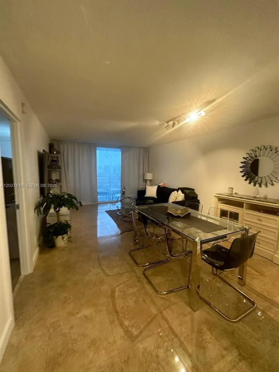 2030 S Ocean Dr #1111 Hallandale Beach, FL 33009