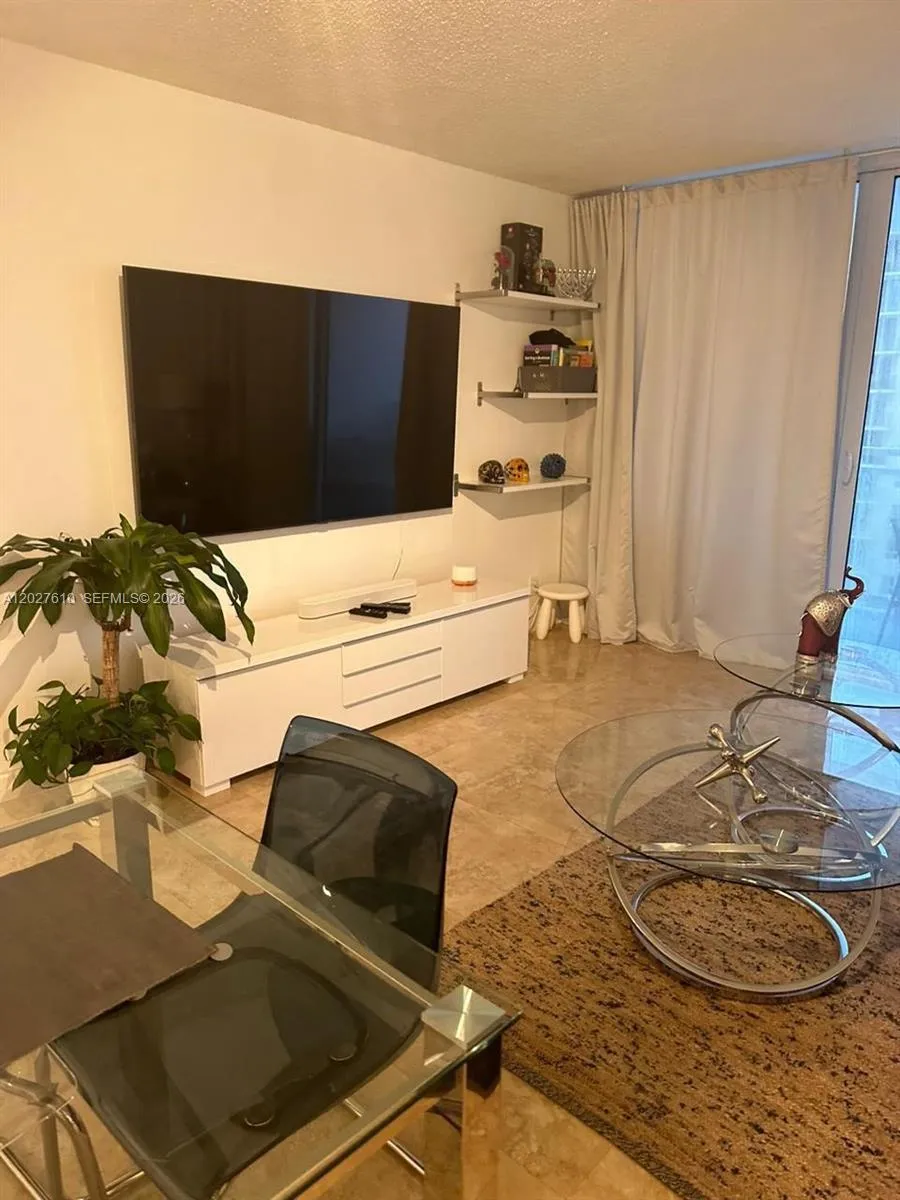 2030 S Ocean Dr #1111 Hallandale Beach, FL 33009