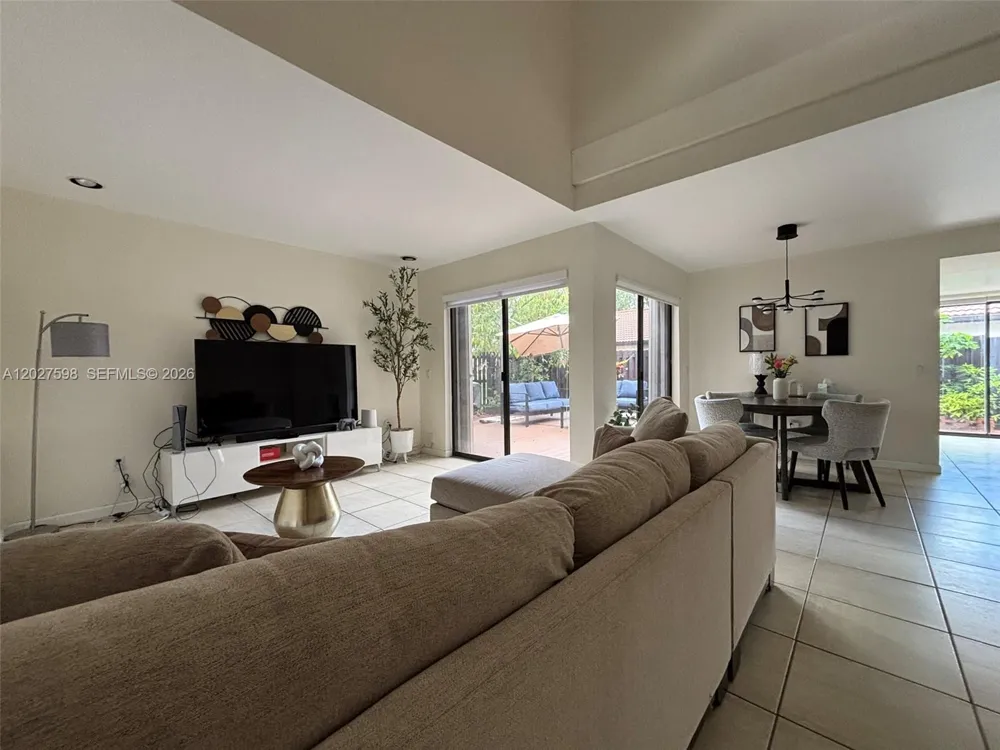 14950 SW 49th Ln #7C Miami, FL 33185