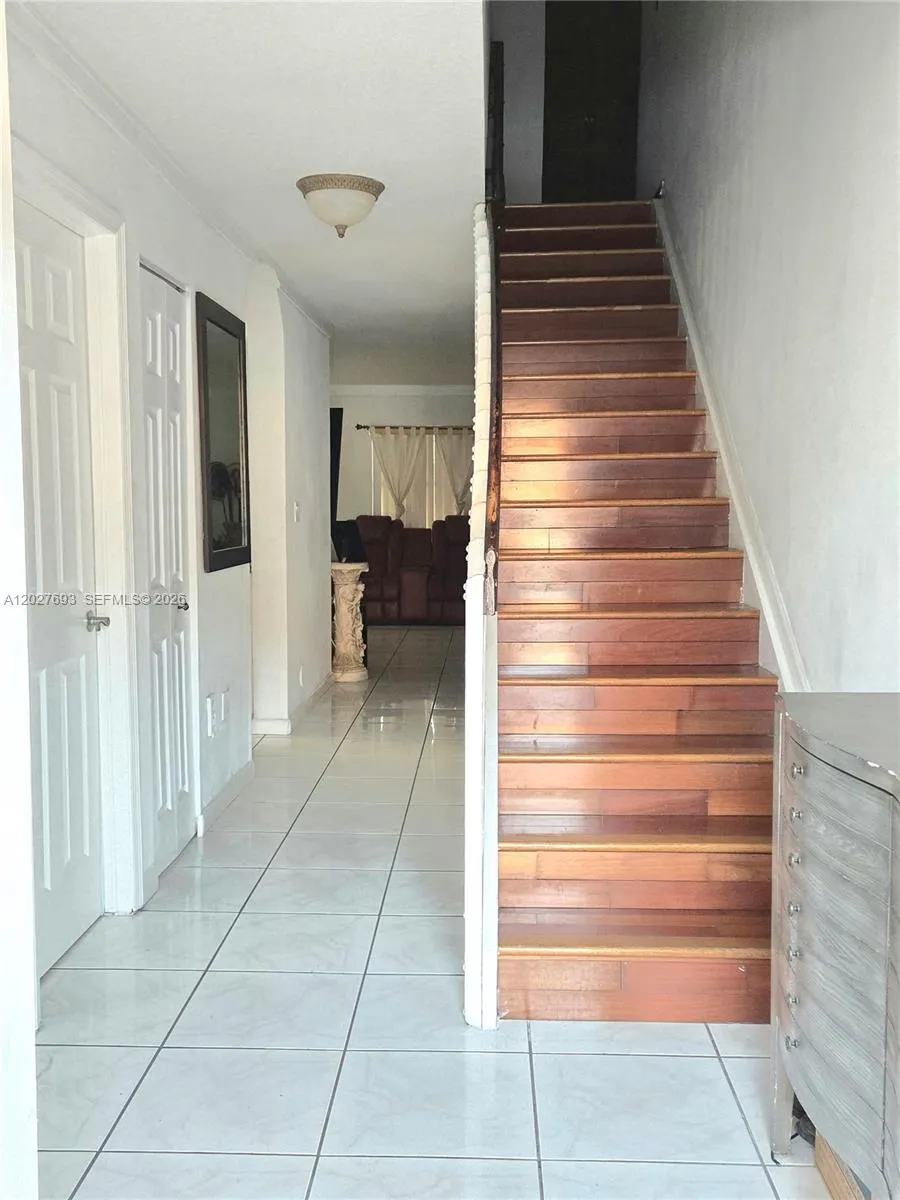 7255 NW 173rd Dr #801-8 Hialeah, FL 33015