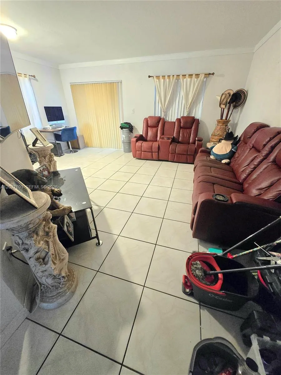 7255 NW 173rd Dr #801-8 Hialeah, FL 33015
