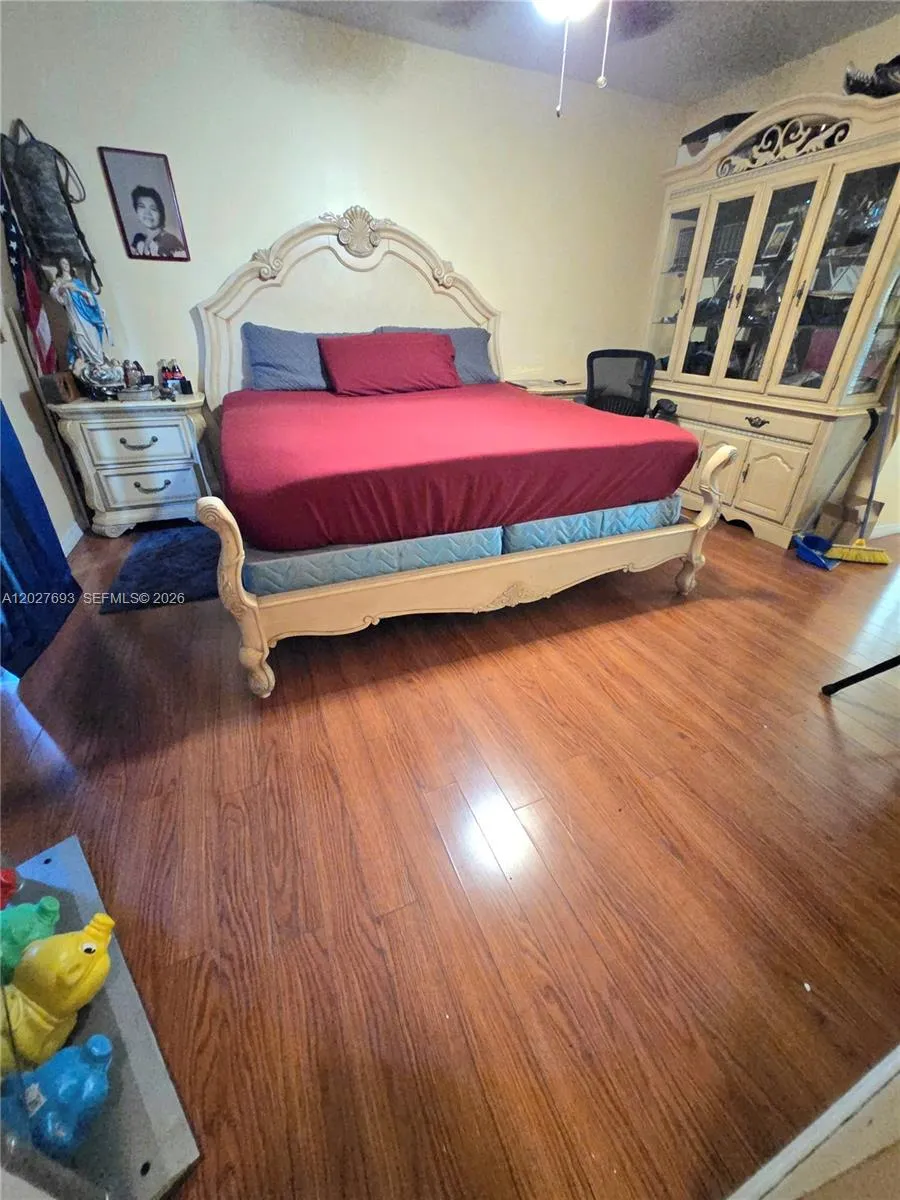 7255 NW 173rd Dr #801-8 Hialeah, FL 33015