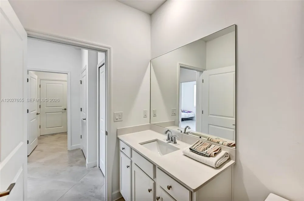 20545 HAZELNUT CT #. Lehigh Acres, FL 33936