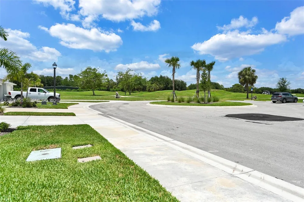 20545 HAZELNUT CT #. Lehigh Acres, FL 33936