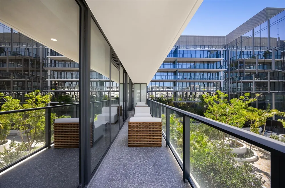 1177 Kane Concourse #404 Bay Harbor Islands, FL 33154