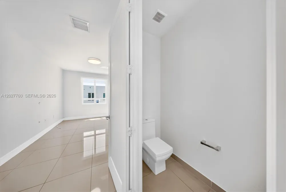 6310 NW 103rd Pl #202 Doral, FL 33178