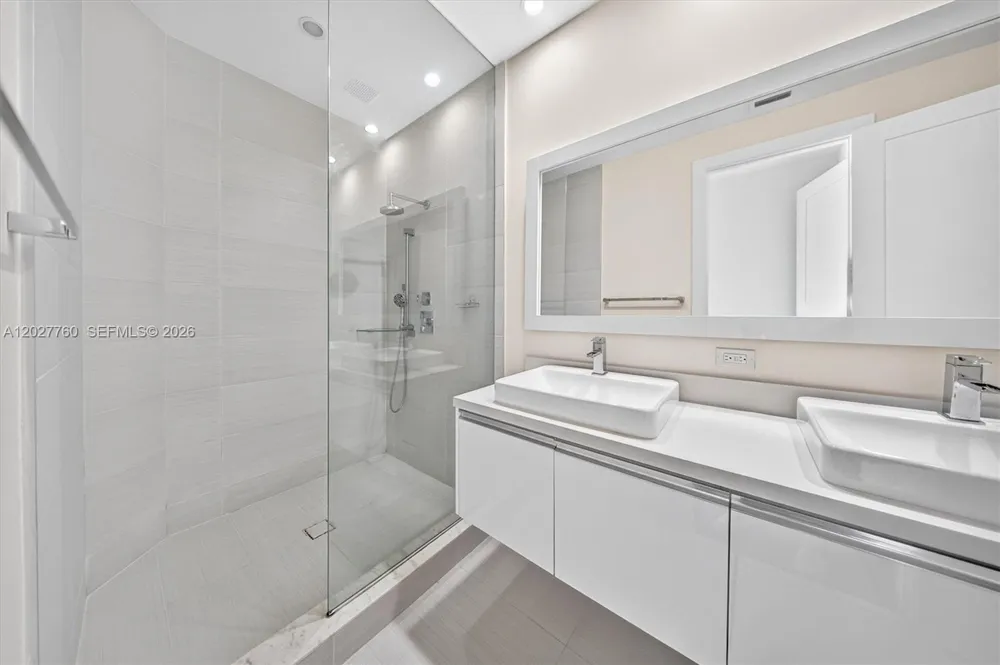 6310 NW 103rd Pl #202 Doral, FL 33178