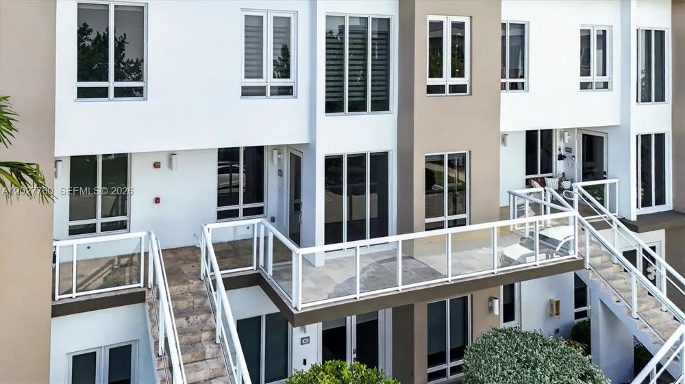 6310 NW 103rd Pl #202 Doral, FL 33178