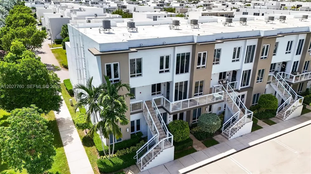 6310 NW 103rd Pl #202 Doral, FL 33178