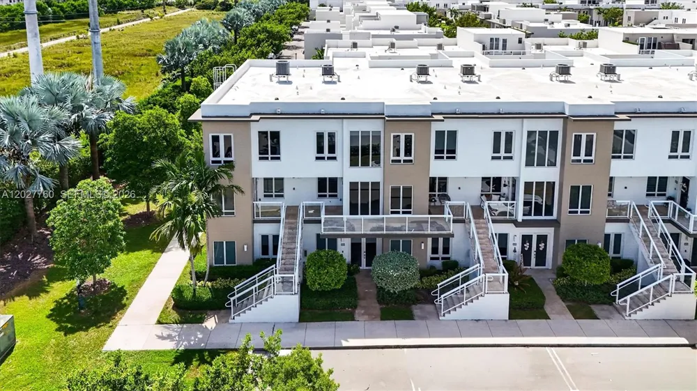 6310 NW 103rd Pl #202 Doral, FL 33178