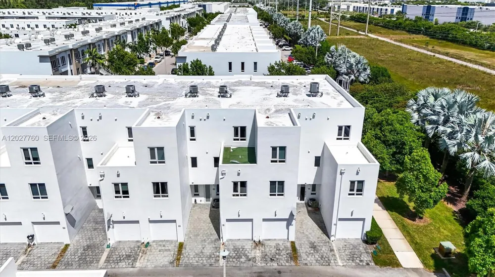 6310 NW 103rd Pl #202 Doral, FL 33178