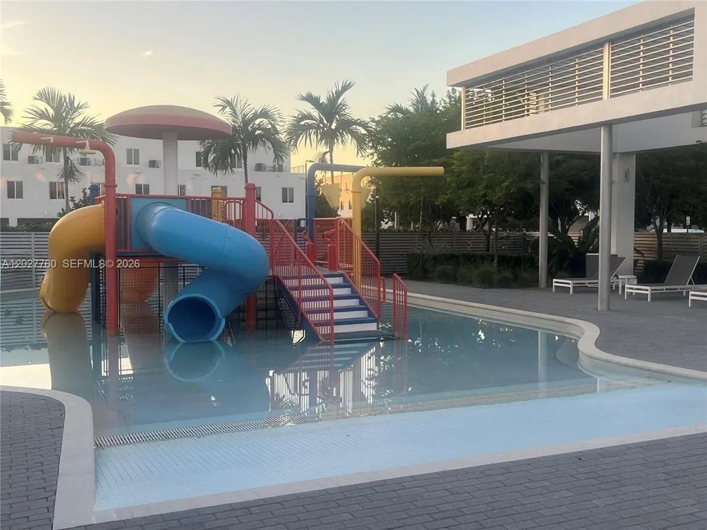 6310 NW 103rd Pl #202 Doral, FL 33178