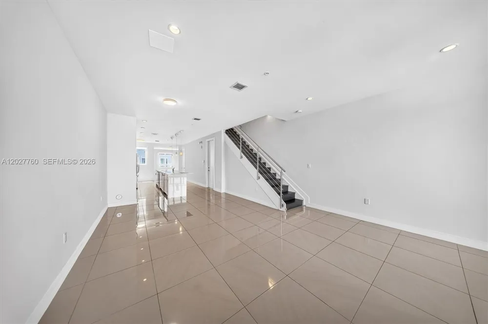 6310 NW 103rd Pl #202 Doral, FL 33178