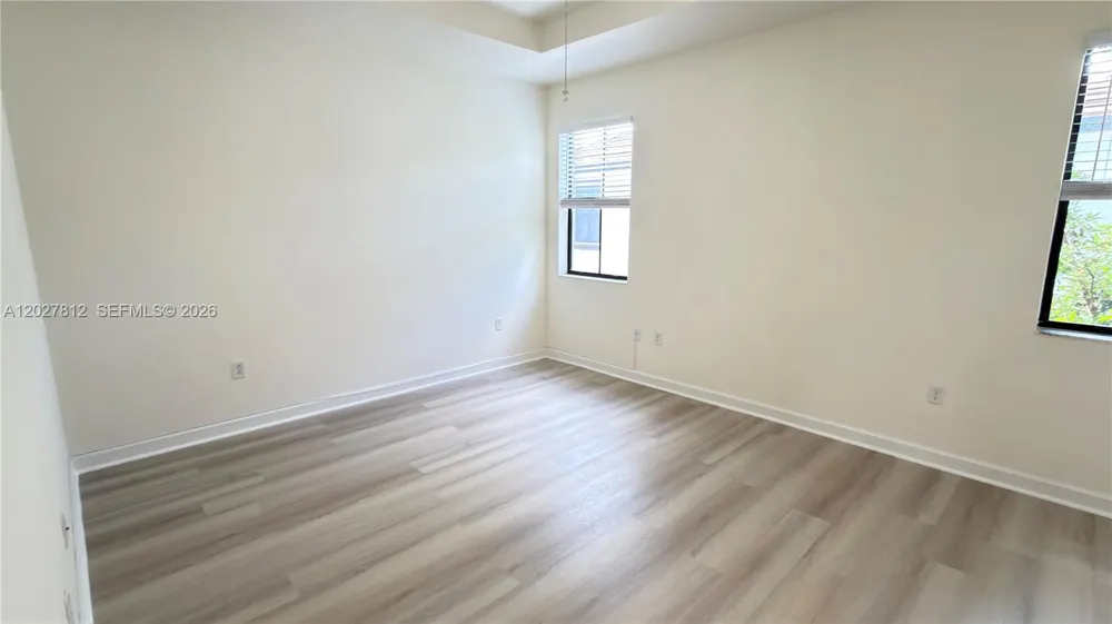 3342 W 104th Ter Hialeah, FL 33018