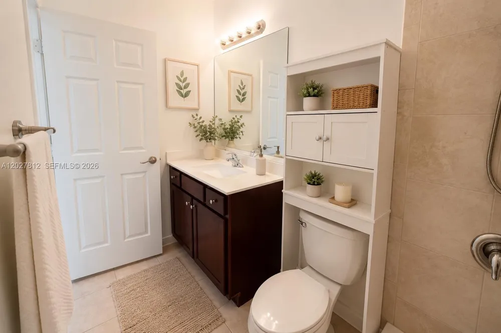 3342 W 104th Ter Hialeah, FL 33018