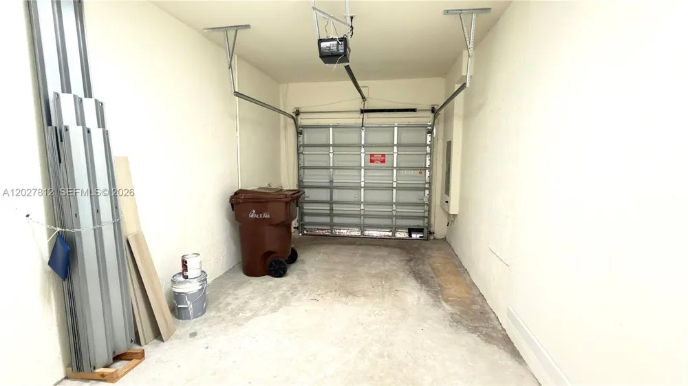 3342 W 104th Ter Hialeah, FL 33018