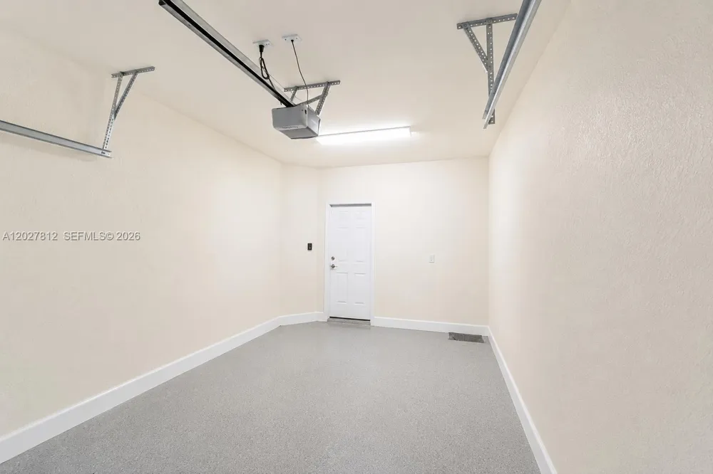 3342 W 104th Ter Hialeah, FL 33018