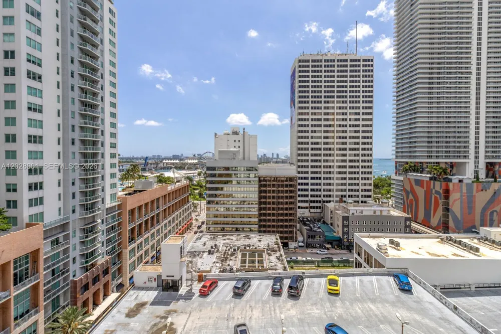 133 NE 2nd Ave #1402