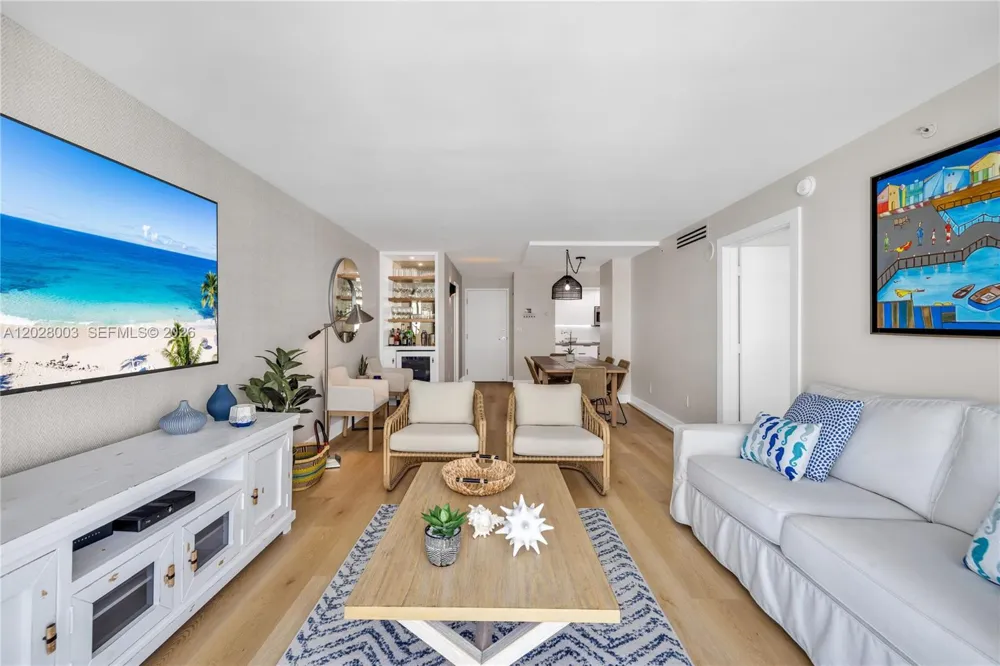6917 Collins Ave #1404 Miami Beach, FL 33141