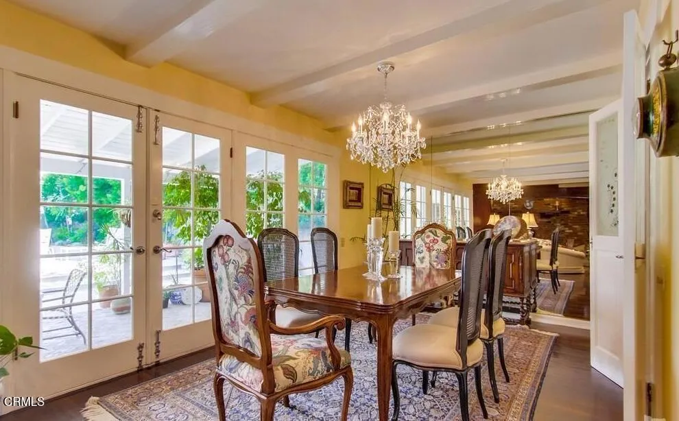 4536 Collett Avenue Los Angeles, CA 91436
