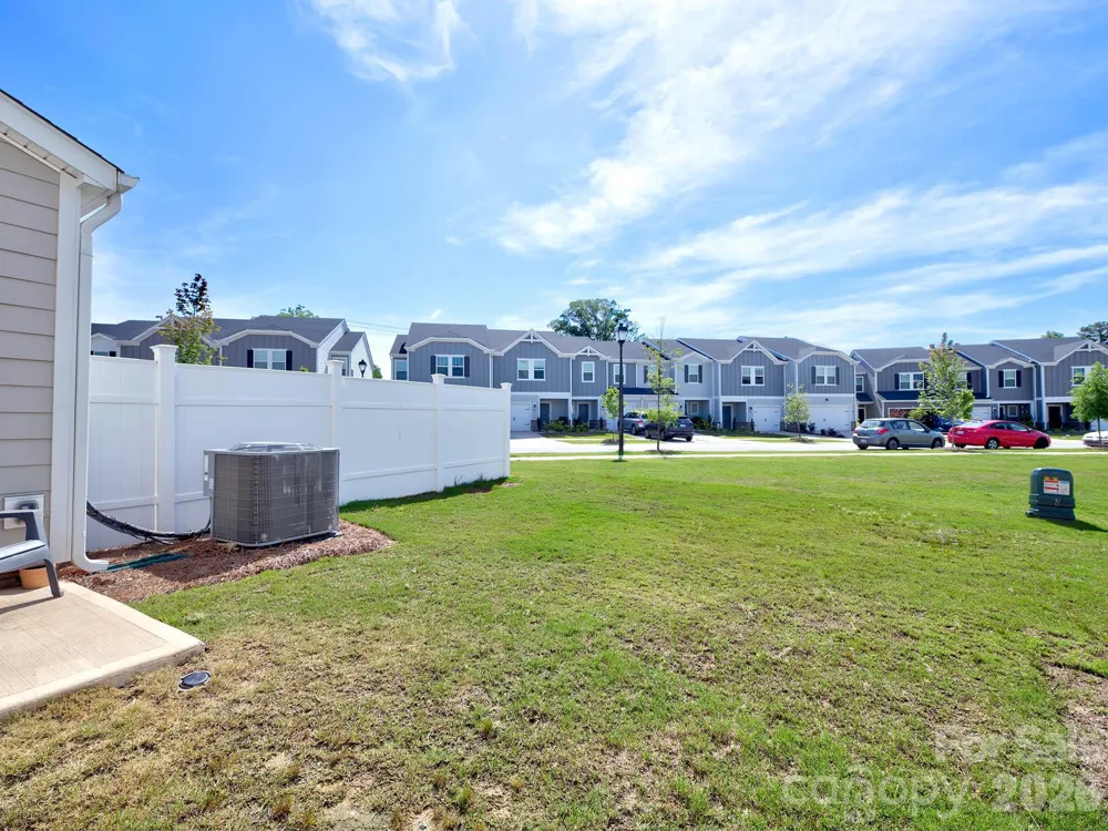 1652 Village Grove Lane Monroe, NC 28110