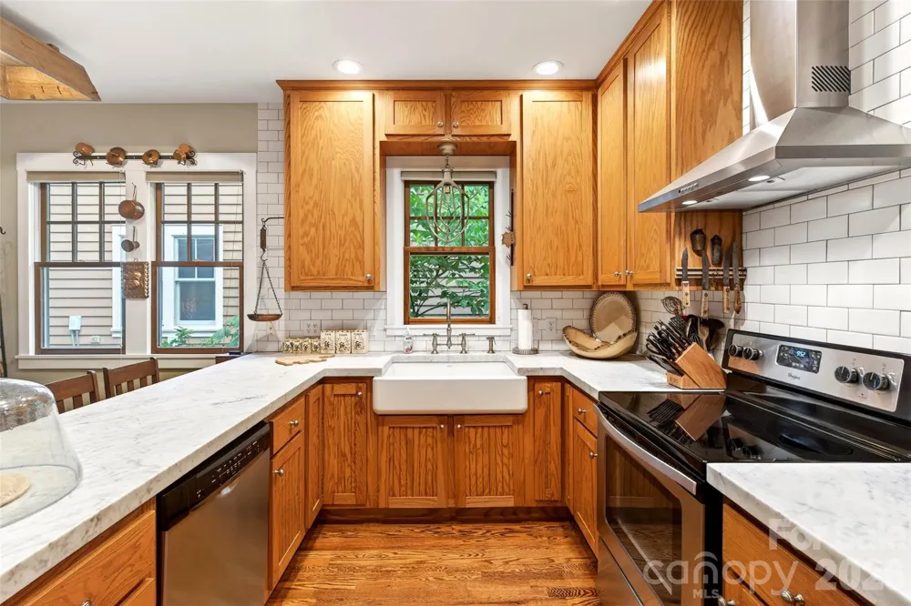 52 Cheshire Drive Black Mountain, NC 28711