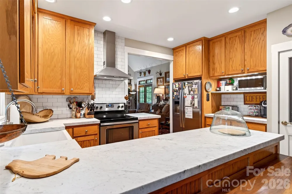 52 Cheshire Drive Black Mountain, NC 28711