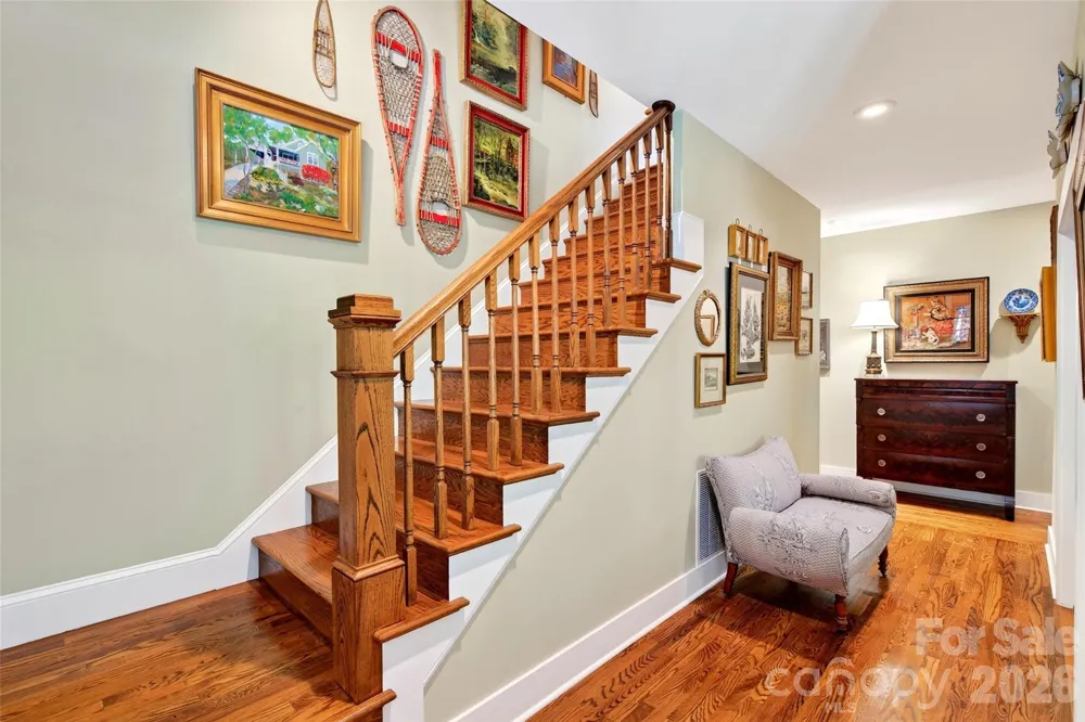 52 Cheshire Drive Black Mountain, NC 28711