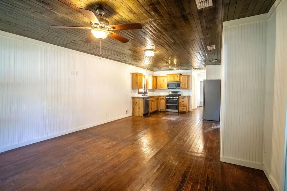 425 Gregg Street Albany, TX 76430