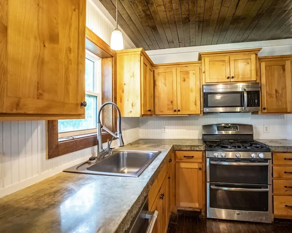 425 Gregg Street Albany, TX 76430