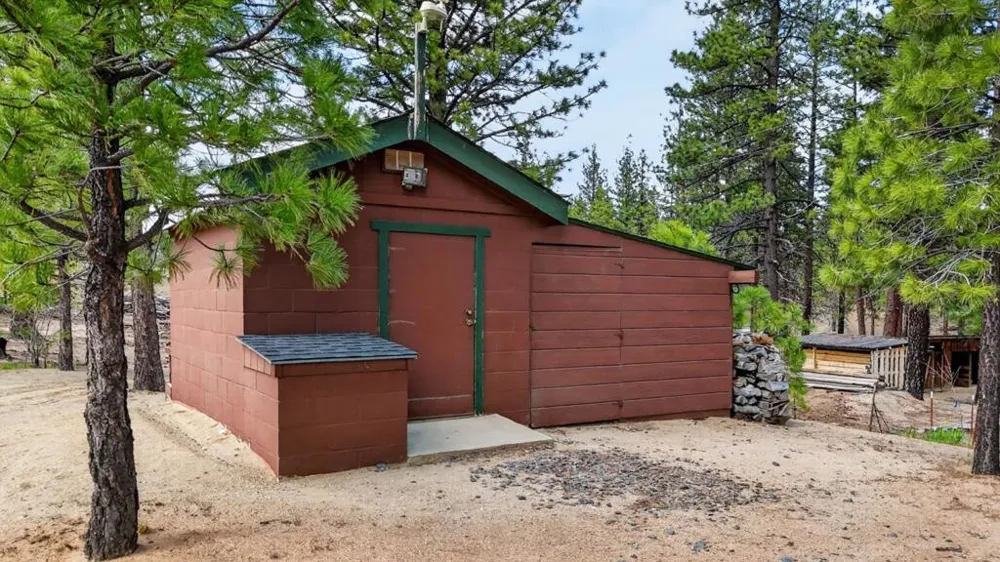 469600 Amesbury Drive Susanville, CA 96130