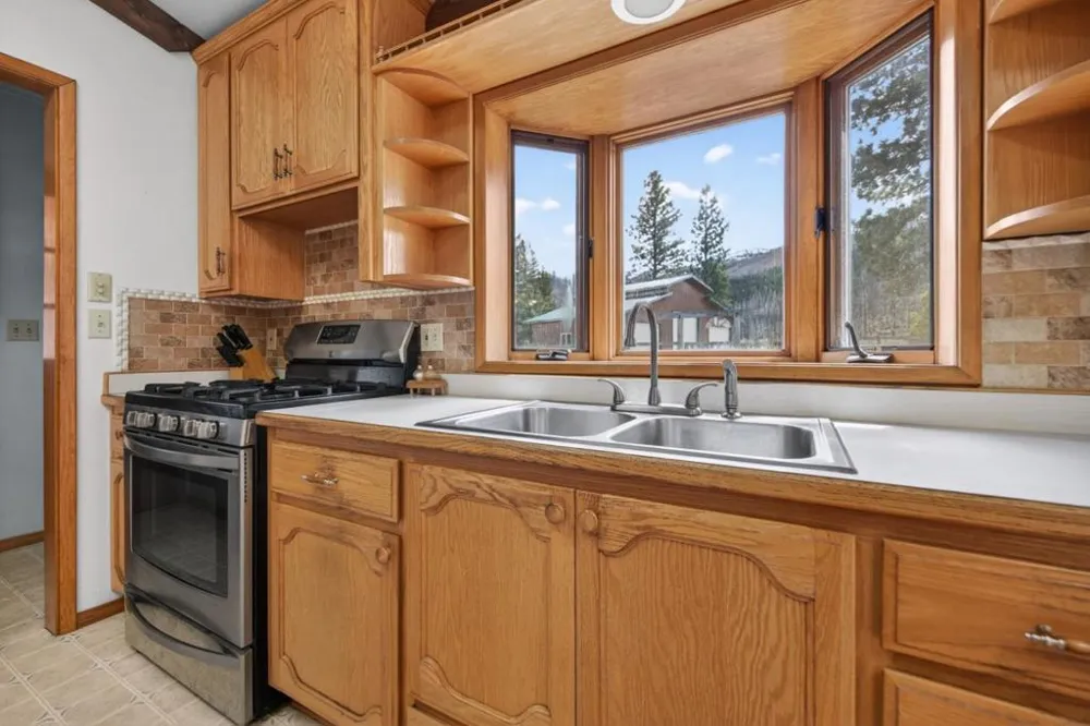 469600 Amesbury Drive Susanville, CA 96130