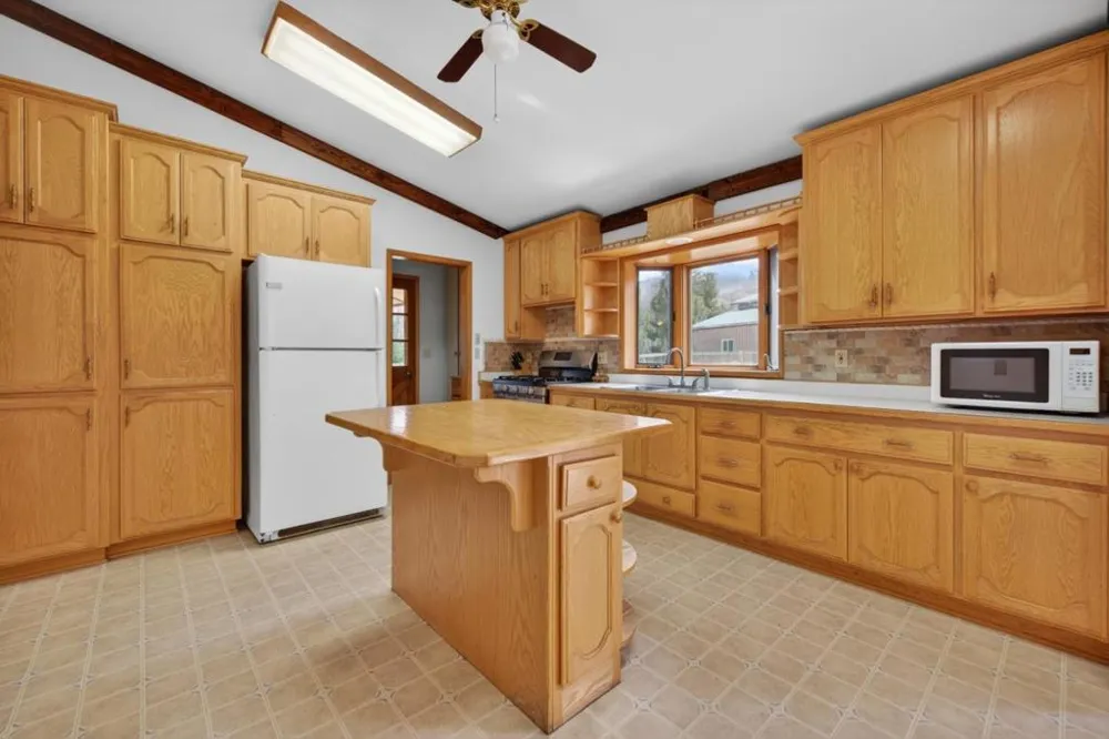 469600 Amesbury Drive Susanville, CA 96130
