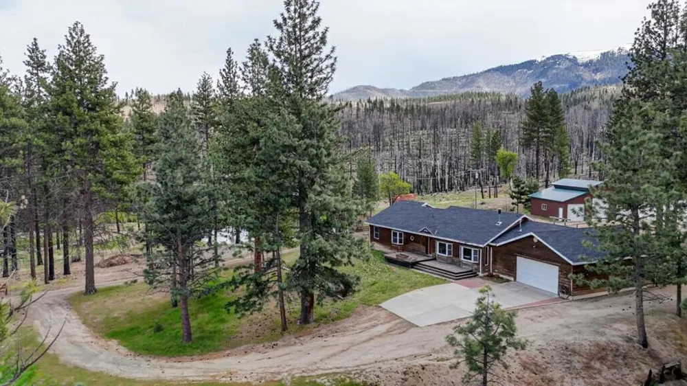 469600 Amesbury Drive Susanville, CA 96130