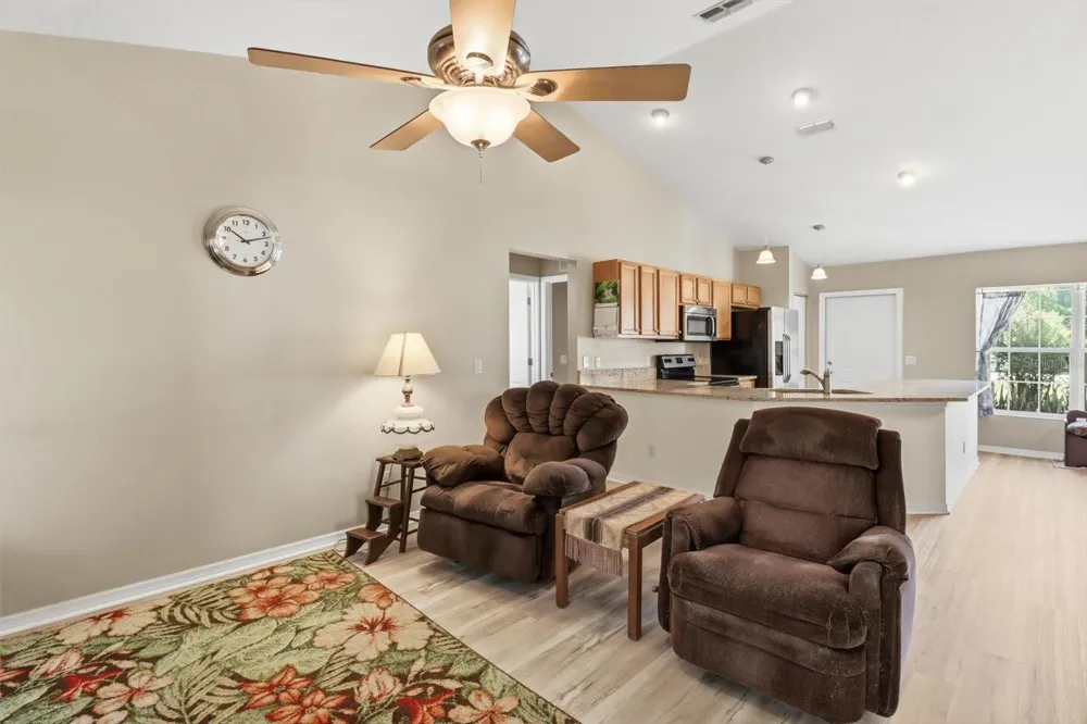 9735 W DUNNELLON ROAD Crystal River, FL 34428