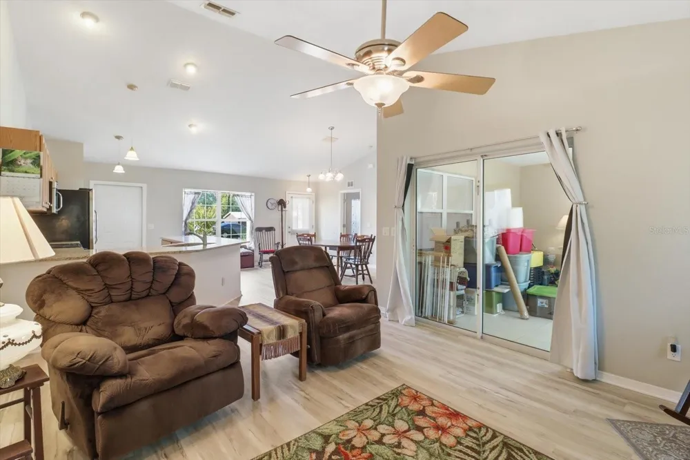 9735 W DUNNELLON ROAD Crystal River, FL 34428
