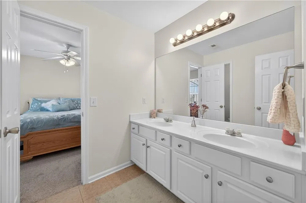 172 Riley Circle Dawsonville, GA 30534