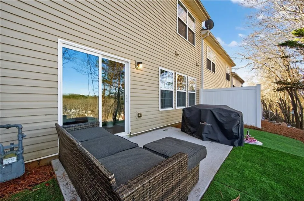 172 Riley Circle Dawsonville, GA 30534
