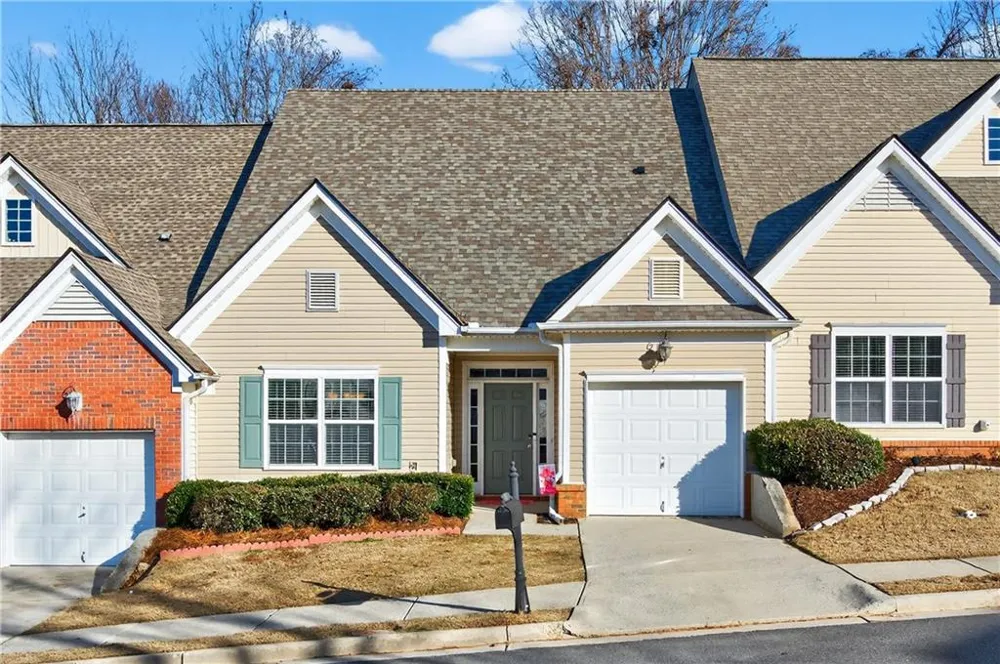172 Riley Circle Dawsonville, GA 30534