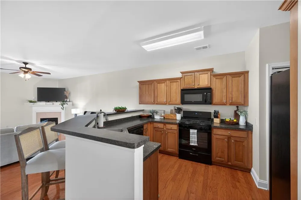 172 Riley Circle Dawsonville, GA 30534