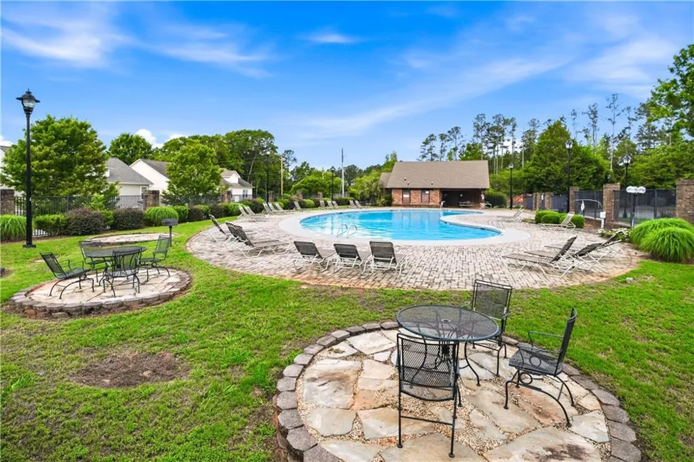 211 Oconee River Circle Athens, GA 30605