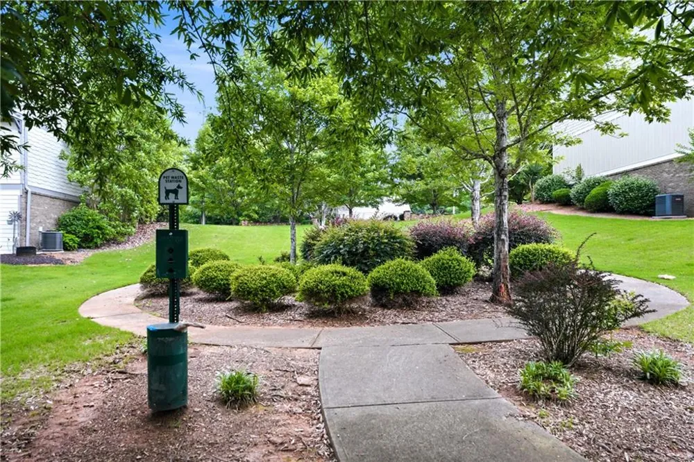211 Oconee River Circle Athens, GA 30605